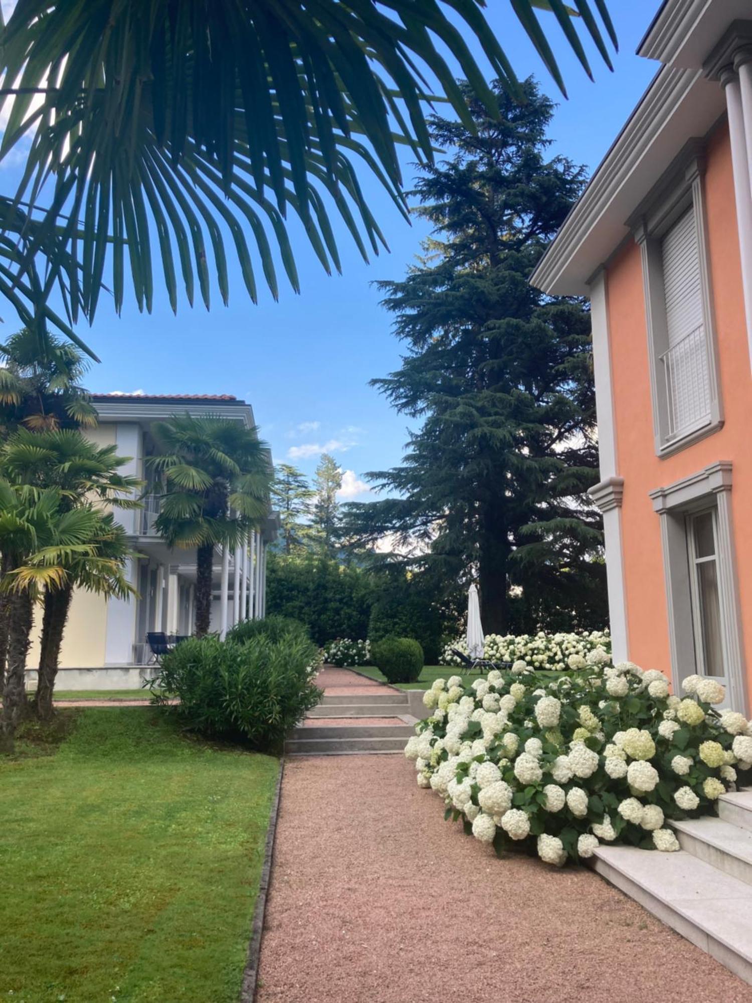 Ville Lago Lugano Porto Ceresio Exterior photo