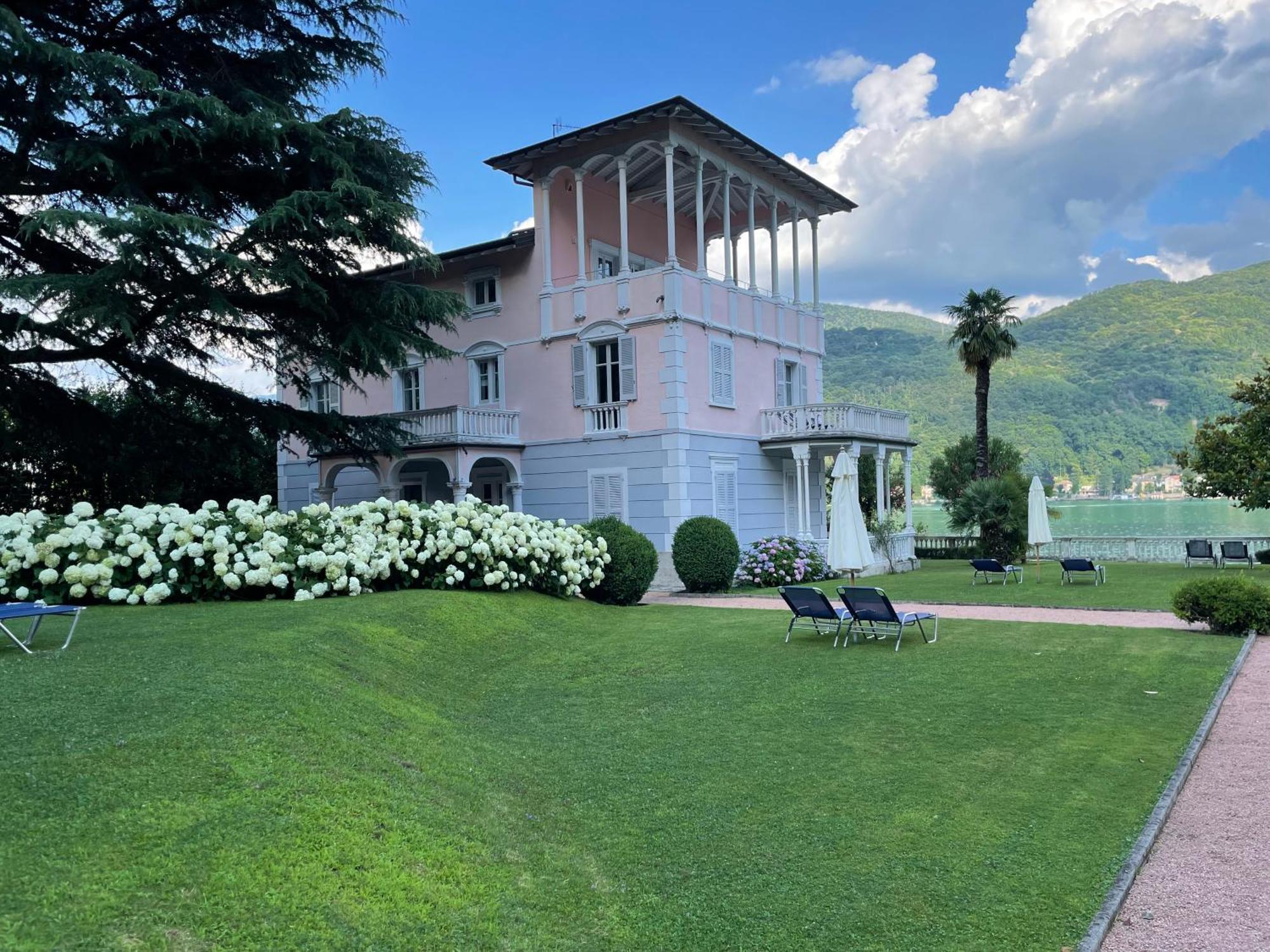 Ville Lago Lugano Porto Ceresio Exterior photo